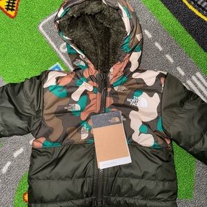 reversible north face jacket 3-6m